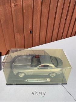 Motor Max 1/12 Scale Diecast 73004 Mercedes Benz McLaren SLR Metallic Silver