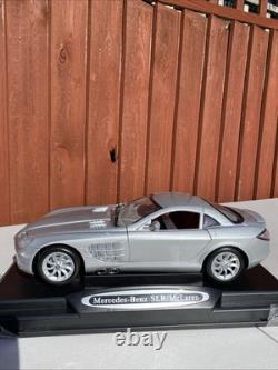 Motor Max 1/12 Scale Diecast 73004 Mercedes Benz McLaren SLR Metallic Silver