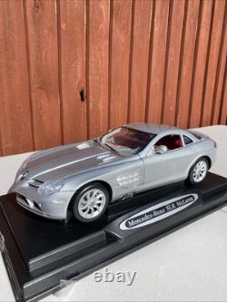 Motor Max 1/12 Scale Diecast 73004 Mercedes Benz McLaren SLR Metallic Silver