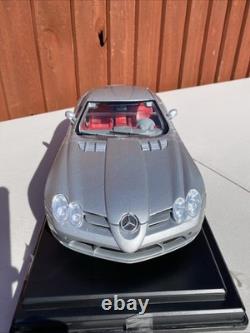 Motor Max 1/12 Scale Diecast 73004 Mercedes Benz McLaren SLR Metallic Silver