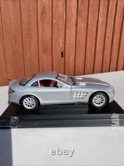Motor Max 1/12 Scale Diecast 73004 Mercedes Benz McLaren SLR Metallic Silver
