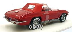 Norev 1/18 Scale Diecast 189056 1963 Chevrolet Corvette Sting Ray Convertible