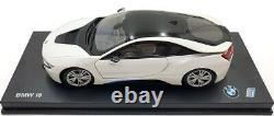 Paragon 1/18 Scale Diecast 80 43 2 336 841 BMW i8 Crystal White