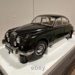 Paragon 1/18 Scale Diecast DC26324A 1967 Daimler V8 250 Black #628/3000