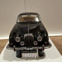 Paragon 1/18 Scale Diecast DC26324A 1967 Daimler V8 250 Black #628/3000