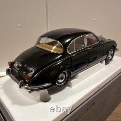 Paragon 1/18 Scale Diecast DC26324A 1967 Daimler V8 250 Black #628/3000