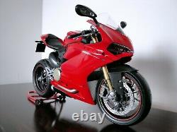 Pocher Ducati Superbike Panigale 1299S 14 scale Diecast Model