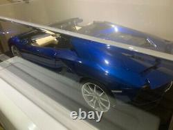 Pocher Lamborghini Aventador Roadster 1/8 scale museum model in genuine case pro