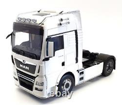 Premium ClassiXXS 1/18 Scale Model Truck PCL30201 2018 MAN TGX XXL White