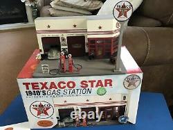 Rare1940. TEXACO, PETROL SERVICE STATION GARAGE DIORAMA. 1/43 Scale. CORGI DINKY