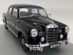 Revell 1/18 Scale Model Car 08973 Mercedes Benz 180'Ponton' Black