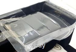 Road Signature 1/18 Scale Diecast 20138 1961 Imperial Crown White