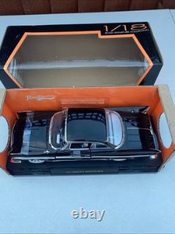 Road Signature 1961 DeSoto Adventurer 1/18 Scale Black Lucky Die Cast New Boxed