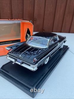 Road Signature 1961 DeSoto Adventurer 1/18 Scale Black Lucky Die Cast New Boxed