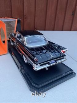 Road Signature 1961 DeSoto Adventurer 1/18 Scale Black Lucky Die Cast New Boxed