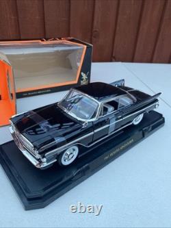 Road Signature 1961 DeSoto Adventurer 1/18 Scale Black Lucky Die Cast New Boxed