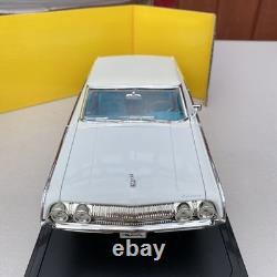 Road Signature 1964 MERCURY Marauder Coupe 1/18 Scale White with Tiffany Blue