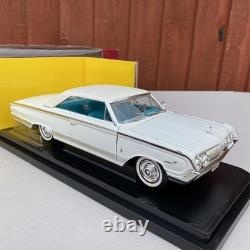 Road Signature 1964 MERCURY Marauder Coupe 1/18 Scale White with Tiffany Blue