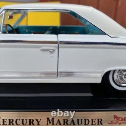 Road Signature 1964 MERCURY Marauder Coupe 1/18 Scale White with Tiffany Blue