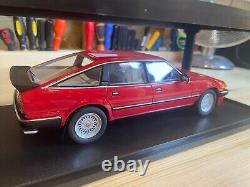 Rover 3500 Vitesse in Targa red Cult Scale 118