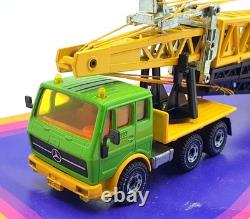 Siku 1/55 Scale 4011 Mercedes-Benz Tower Construction Crane Green/Yellow