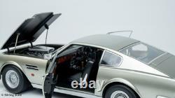 Stirling Scale 118 Aston Martin V8 Vantage 1986 (X-Pack) Birch Silver Meta