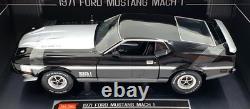 Sun Star 1/18 Scale 3639 1971 Ford Mustang Mach 1 Black/Silver