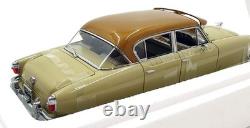 Sun Star 1/18 Scale 5112 1952 Nash Ambassador Airflyte Ann Gold/Champagne