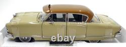 Sun Star 1/18 Scale 5112 1952 Nash Ambassador Airflyte Ann Gold/Champagne