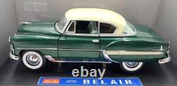 Sun Star 1/18 Scale Diecast 1602 1953 Chevrolet Bel Air Green/Cream