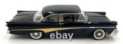 Sun Star 1/18 Scale Diecast 5272 1958 Ford Fairlane 500 Hardtop Raven Black
