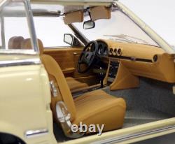 Sun Star 1/18 Scale Model Car 4667 Mercedes Benz 350 SL Ivory