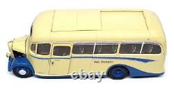 Sun Star 1/24 Scale 5010 1949 Bedford OB Duple Vista Coach East Yorkshire