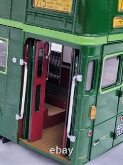 Sun Star 2904 124 Scale Routemaster Diecast Limited Edition RMC Coach