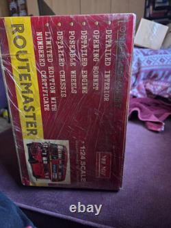 Sun Star Diecast Routemaster Rm 870 Wlt 870 124 Scale (2908) Boxed