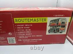 Sunstar 1/24 Scale -2906 SRM 25-850 DYE Silver Jubilee Woolworth Routemaster