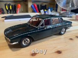 TRIUMPH 2500 PI in green Cult Scale 118