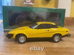 TRIUMPH TR7 Coupe in Inca yellow Cult Scale 118