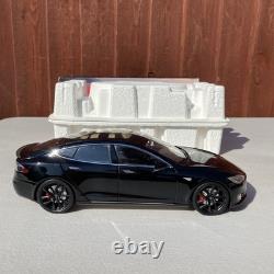 Tesla Model S P100D 118 Scale Diecast Model Car Black New In Box
