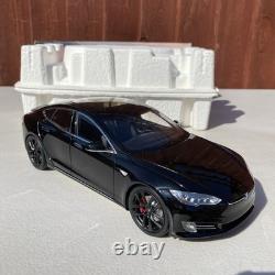 Tesla Model S P100D 118 Scale Diecast Model Car Black New In Box