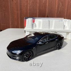 Tesla Model S P100D 118 Scale Diecast Model Car Black New In Box