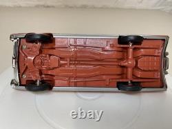 The Chrysler Corp Turbine Car'The Experimental' 1/25 scale by Jo-Han VERY RARE