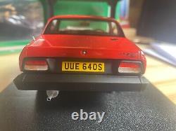 Triumph TR7 Coupe Cult Scale 118