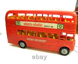 Tudor Rose Large Scale Pull Along Bus