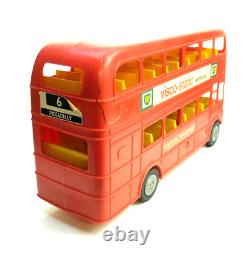 Tudor Rose Large Scale Pull Along Bus