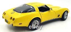 UT 1/18 Scale Diecast DC29722Q 1978 Chevrolet Corvette Yellow With Case