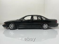 UT Models 1996 Chevrolet Impala SS 118 Scale Die-Cast