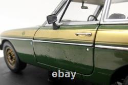 Universal Hobbies 1/18 Scale Diecast 4458 MG MGB GT Jubilee Edition Green/Gold