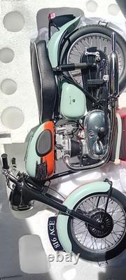 VMB 1/6 Scale Triumph Bonnie 676 of 999